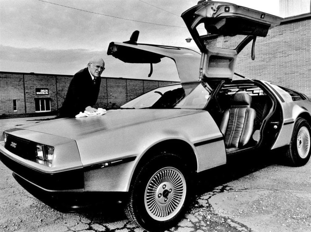 Sol Shenk with the last De Lorean built. | DeLoreanDirectory.com