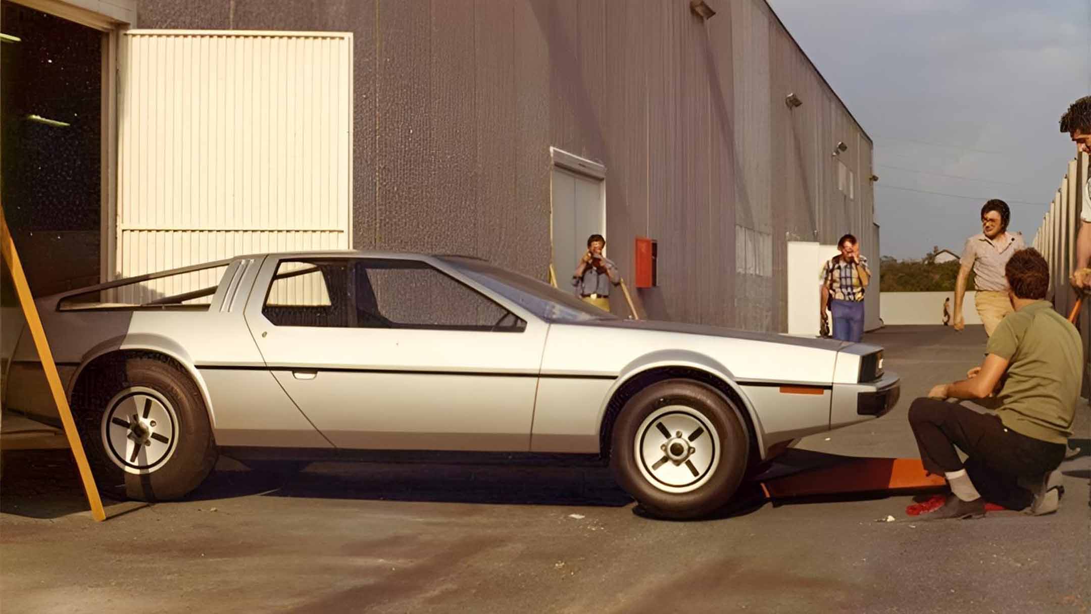 Learn about the DeLorean | DeLoreanDirectory.com